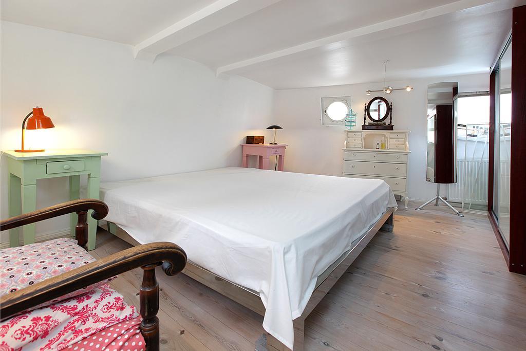 Houseboat 3* Copenhaga